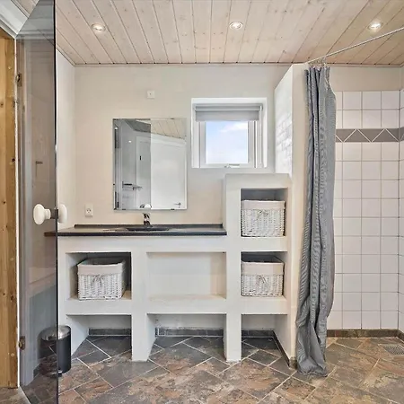 40875-ulfborg-helmklit-226